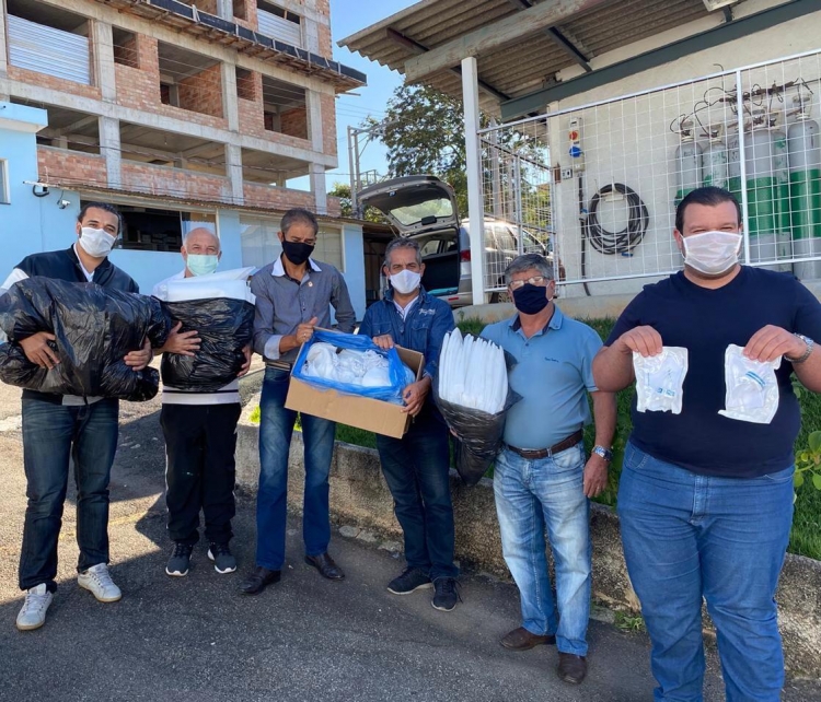 HNSC RECEBE DOAÇÃO DO ROTARY