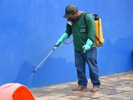 DESINFECÇÃO DE LOCAIS PÚBLICOS, EM MEIRELES