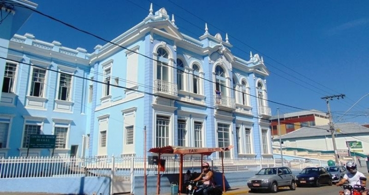 HNSC SEM MÉDICOS?