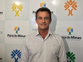 O SECRETÁRIO DE SAÚDE ESTÁ COM CORONAVÍRUS?