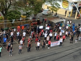 REPRESENTANTES DE ACADEMIAS FAZEM MANIFESTAÇÃO E PROCURADOR PROMETE REIVINDICAÇÃO AO GOVERNO