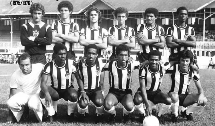 “ANTES, OS JOGADORES DE FUTEBOL NÃO JOGAVAM APENAS PELO DINHEIRO”