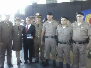 MILITARES E PREFEITO DE PARÁ DE MINAS SÃO HOMENAGEADOS EM DIVINÓPOLIS