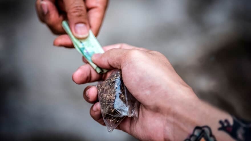 TRÁFICO DE DROGAS E AVIÃOZINHO