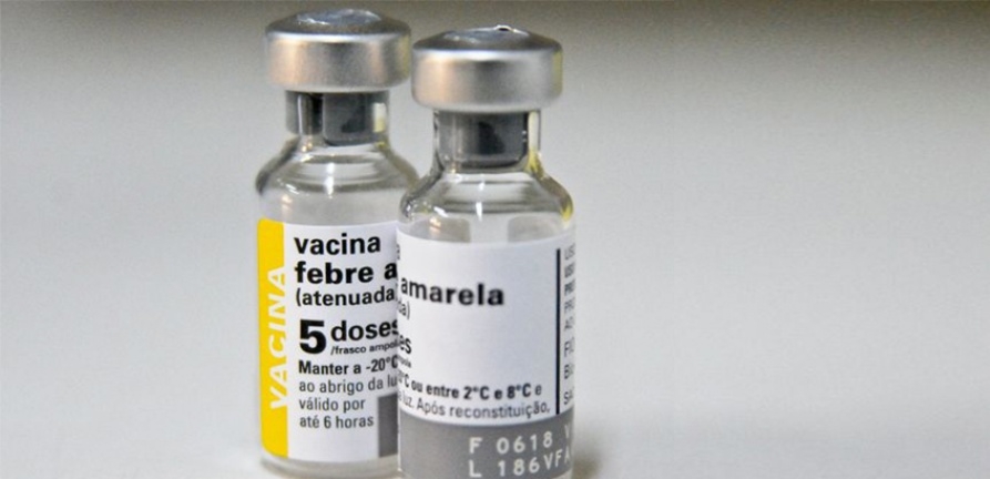 QUEM DEVE SE VACINAR CONTRA A FEBRE AMARELA?