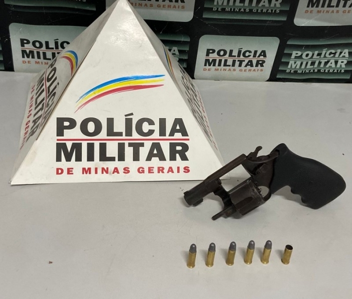 PRESO POR PORTE ILEGAL DE ARMA DE FOGO